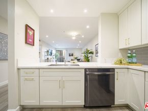 625 S Berendo Street 308, Los Angeles CA 90005