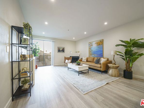 625 S Berendo Street 308, Los Angeles CA 90005