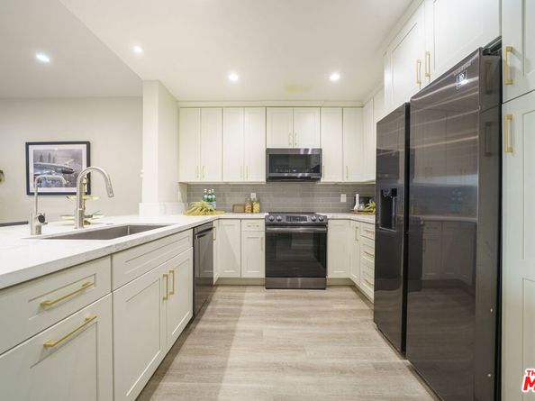 625 S Berendo Street 308, Los Angeles CA 90005