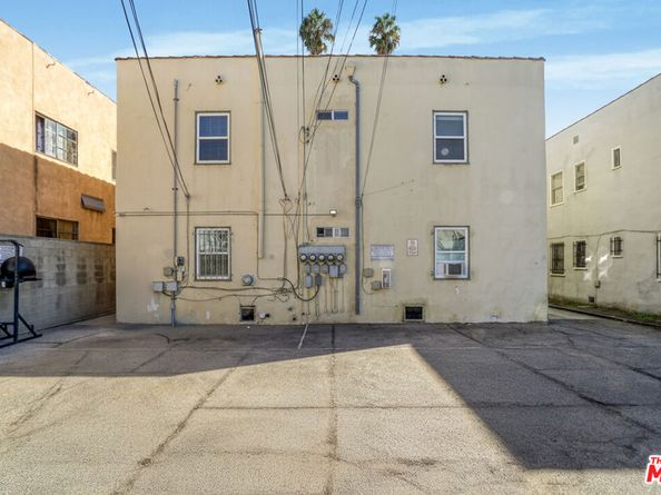 325 N Stanley Avenue, Los Angeles CA 90036