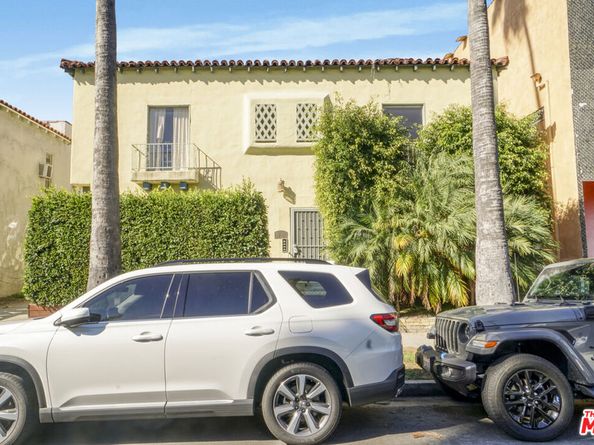 325 N Stanley Avenue, Los Angeles CA 90036