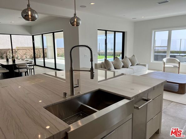 20354 W Marlow Lane, Porter Ranch CA 91326