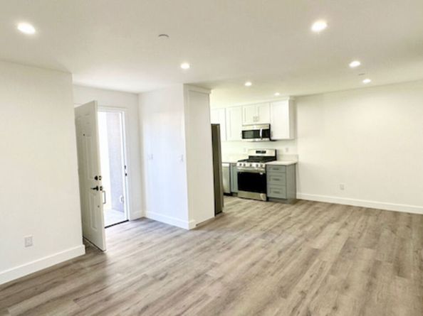 1337 S Hudson Avenue, Los Angeles CA 90019