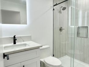 1337 S Hudson Avenue, Los Angeles CA 90019