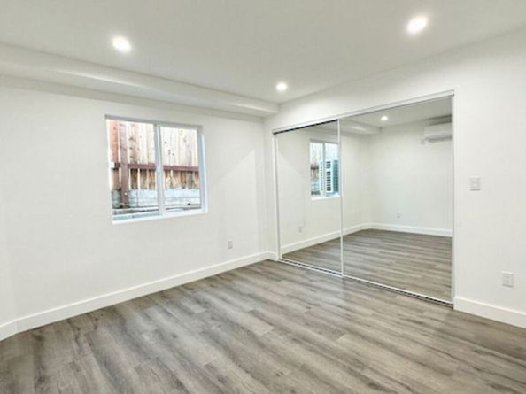 1337 S Hudson Avenue, Los Angeles CA 90019