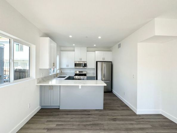 1337 S Hudson Avenue, Los Angeles CA 90019