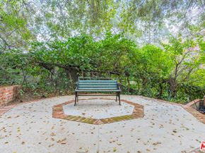 3041 E Chevy Chase Drive, Glendale CA 91206