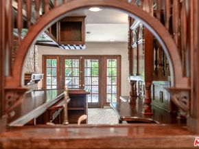 3041 E Chevy Chase Drive, Glendale CA 91206