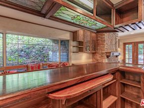 3041 E Chevy Chase Drive, Glendale CA 91206