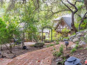 3041 E Chevy Chase Drive, Glendale CA 91206