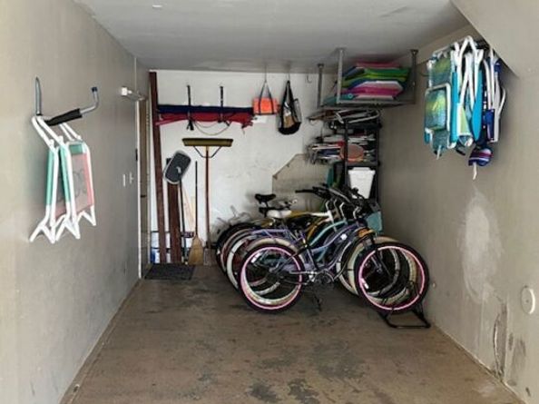 613 E Balboa Boulevard A, Newport Beach CA 92661