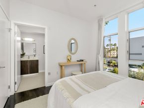 4215 Glencoe Avenue 205, Marina Del Rey CA 90292