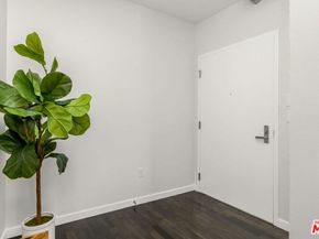 4215 Glencoe Avenue 205, Marina Del Rey CA 90292