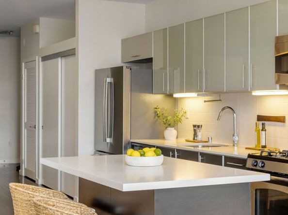 4215 Glencoe Avenue 205, Marina Del Rey CA 90292