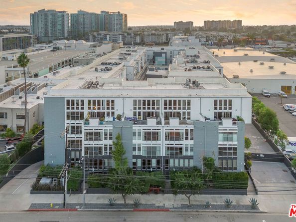 4215 Glencoe Avenue 205, Marina Del Rey CA 90292