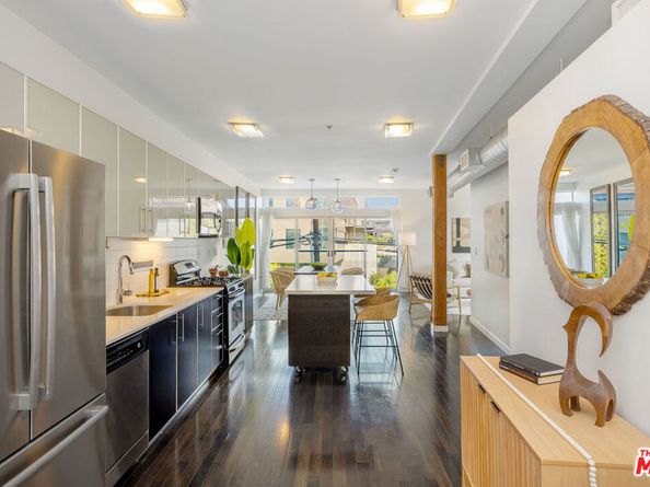 4215 Glencoe Avenue 205, Marina Del Rey CA 90292