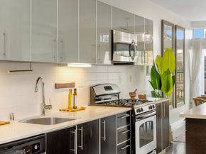 4215 Glencoe Avenue 205, Marina Del Rey CA 90292