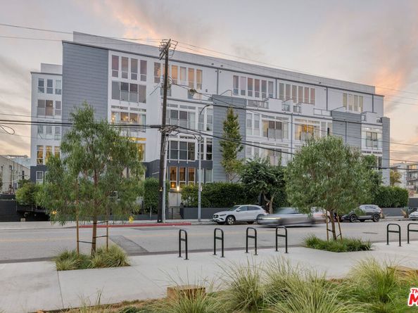 4215 Glencoe Avenue 205, Marina Del Rey CA 90292