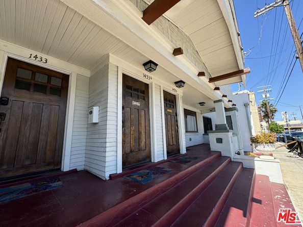 1431 W 24th Street, Los Angeles CA 90007
