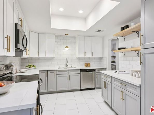 4242 Stansbury Avenue 104, Sherman Oaks CA 91423