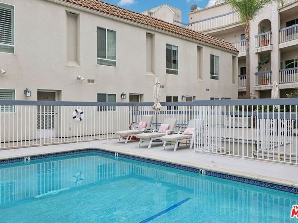 4242 Stansbury Avenue 104, Sherman Oaks CA 91423