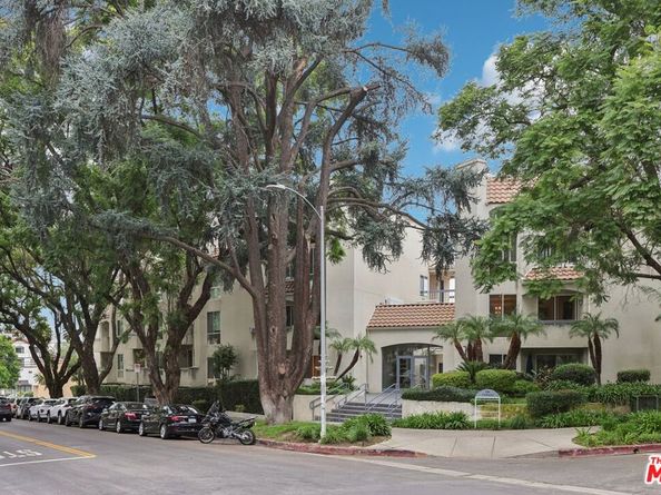 4242 Stansbury Avenue 104, Sherman Oaks CA 91423