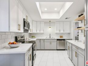 4242 Stansbury Avenue 104, Sherman Oaks CA 91423