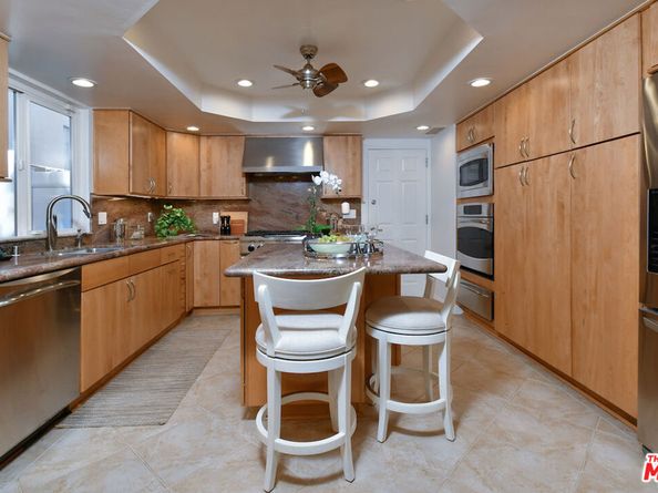 14128 Dickens Street, Sherman Oaks CA 91423