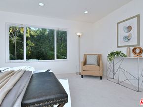 14128 Dickens Street, Sherman Oaks CA 91423