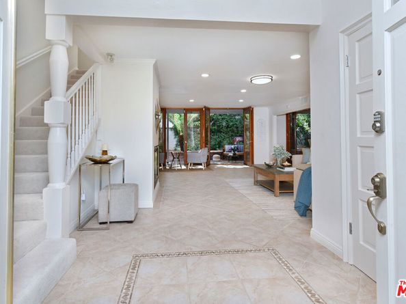 14128 Dickens Street, Sherman Oaks CA 91423