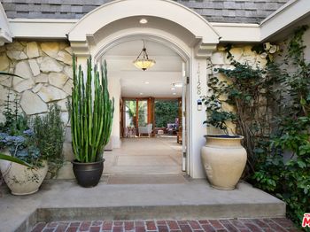 14128 Dickens Street