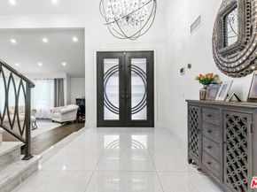 2427 Flintridge Drive, Glendale CA 91206