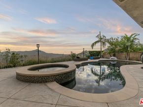 2427 Flintridge Drive, Glendale CA 91206