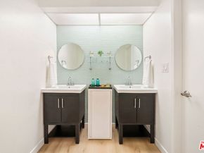 1532 9th Street 2, Santa Monica CA 90401