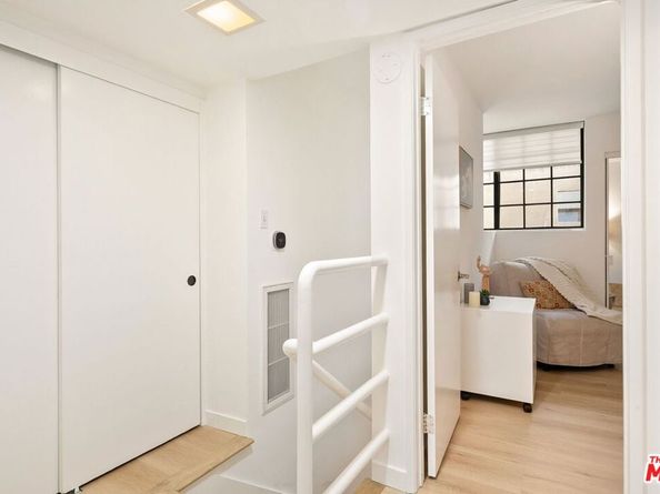 1532 9th Street 2, Santa Monica CA 90401