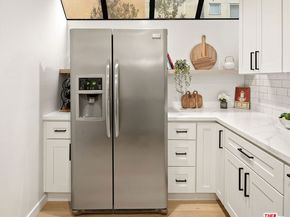 1532 9th Street 2, Santa Monica CA 90401