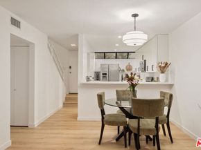 1532 9th Street 2, Santa Monica CA 90401