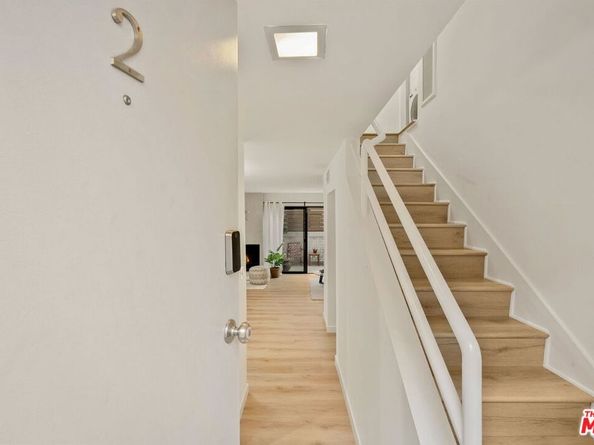 1532 9th Street 2, Santa Monica CA 90401