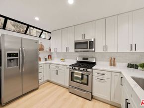 1532 9th Street 2, Santa Monica CA 90401