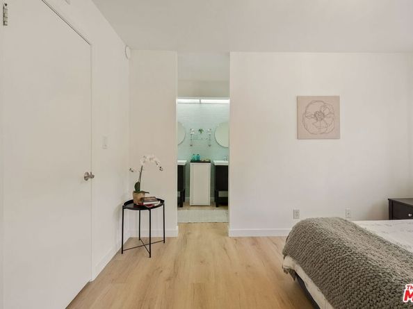 1532 9th Street 2, Santa Monica CA 90401