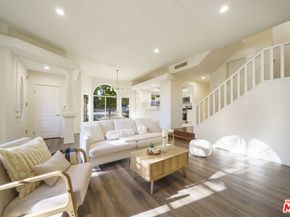 4520 Pennsylvania Avenue 119, La Crescenta CA 91214