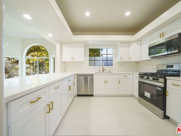 4520 Pennsylvania Avenue 119, La Crescenta CA 91214