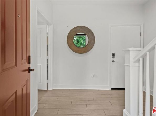 12871 Runway Road 2, Playa Vista CA 90094