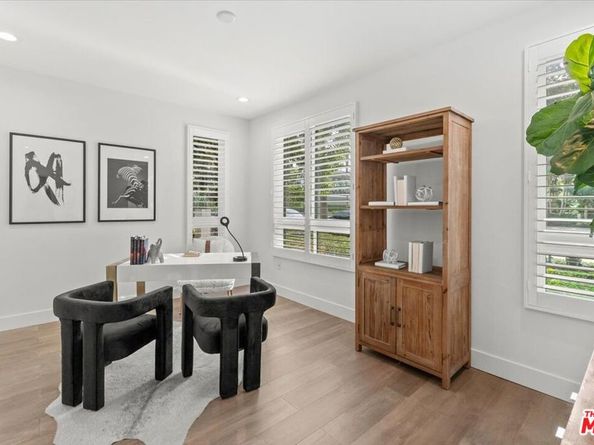 12871 Runway Road 2, Playa Vista CA 90094