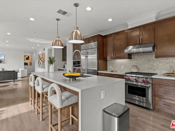 12871 Runway Road 2, Playa Vista CA 90094