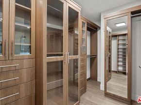 12871 Runway Road 2, Playa Vista CA 90094