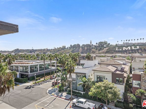 12871 Runway Road 2, Playa Vista CA 90094