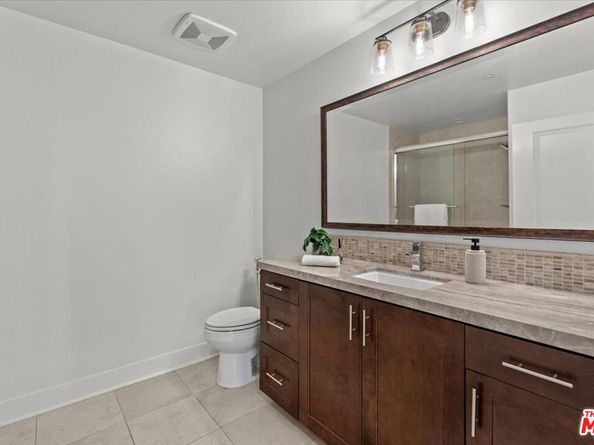 12871 Runway Road 2, Playa Vista CA 90094