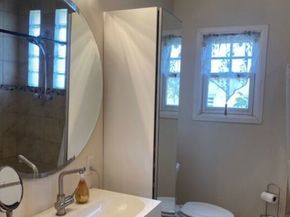 202 4th Avenue, Venice CA 90291