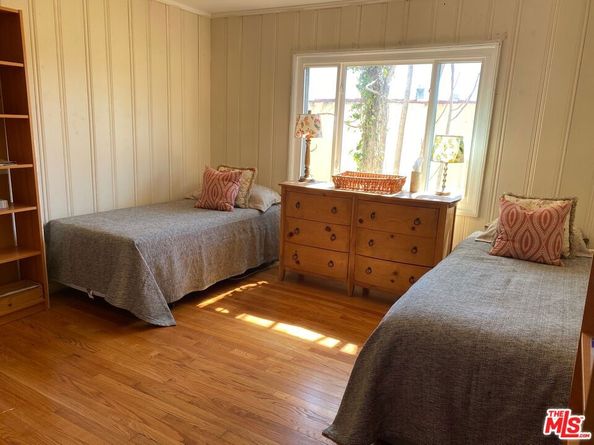 202 4th Avenue, Venice CA 90291